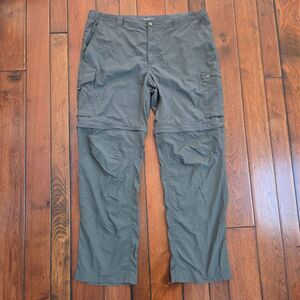Columbia Pants Mens 42x32 Convertible Cargo Zip Off Hiking Outdoors Omni-Shade